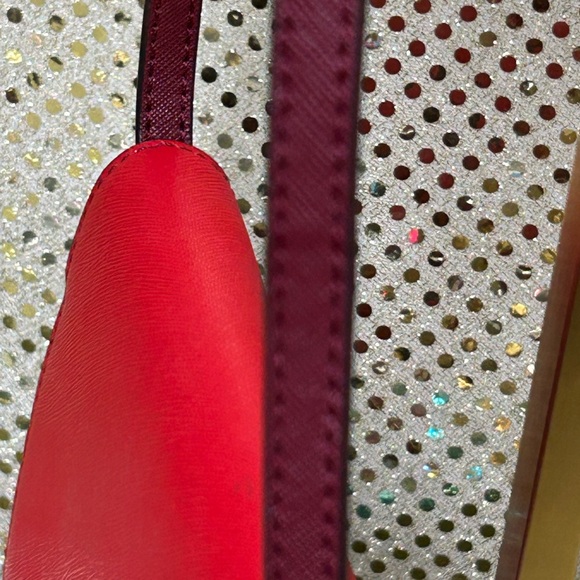 Henri Bendel Red Saffiano Leather Crossbody Bag Approx. 7 x 4 - Picture 7 of 17